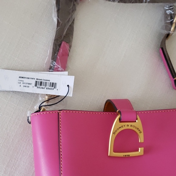 🔥Brand new Dooney and Bourke purse💖 - Picture 3 of 8